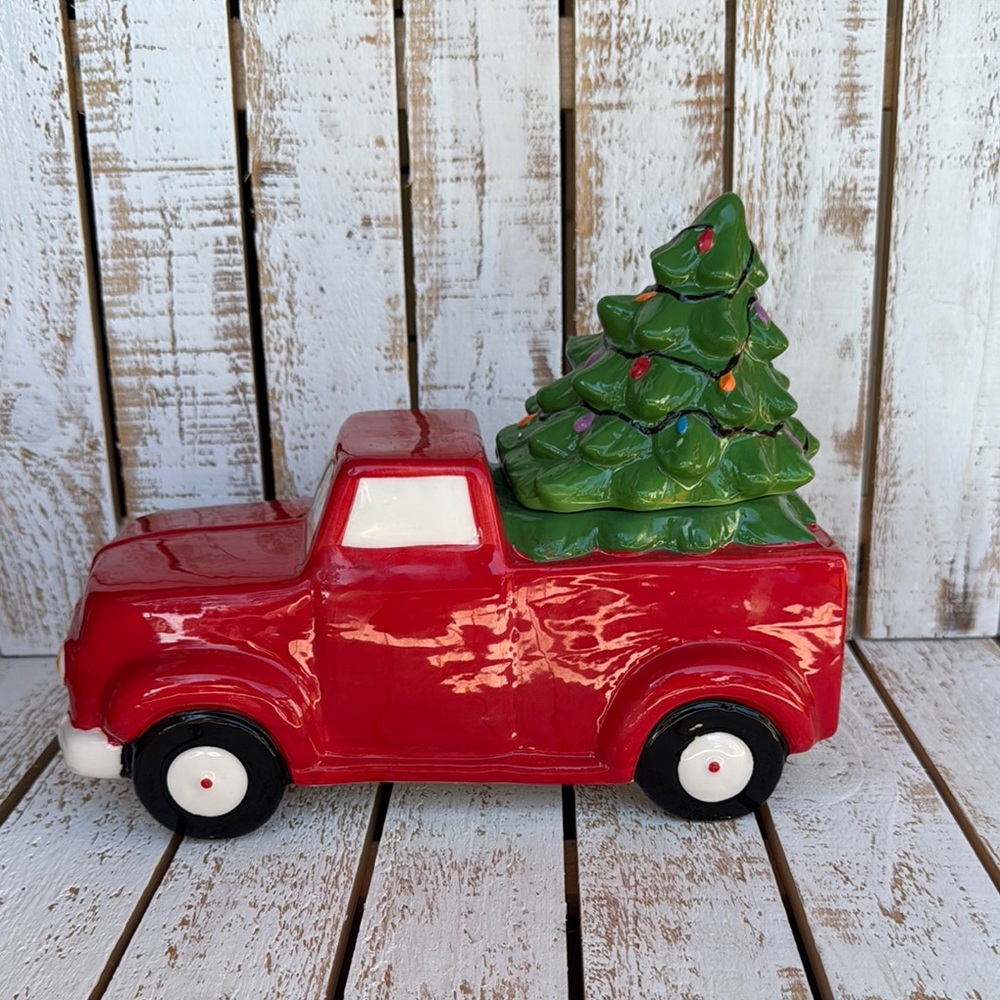 NWOT Christmas Cookie jar //  red truck with a tree